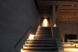新築間取り階段のおしゃれな照明選び方画像付き